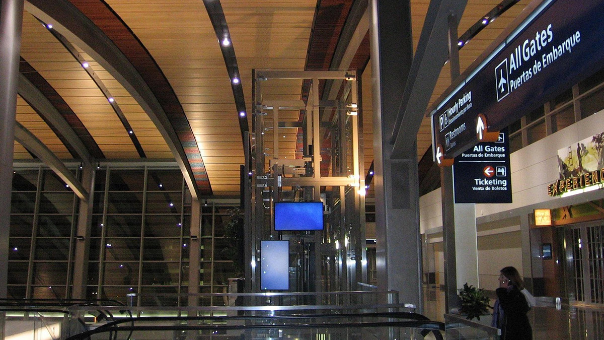 early-morning-departure_fiumicino-airport